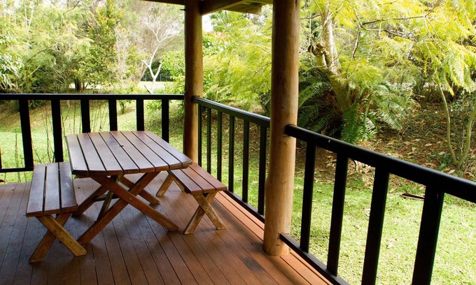 Lake Eacham Cabin | Lake Eacham Tourist Park & Self Contained Cabins