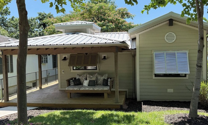 Indian Point House | Lake Escape on Table Rock Lake