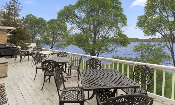 Lake Geneva House | Lake Geneva Lakefront Home, Private Beach, Private Pier, Rooftop Deck. Sleeps 18