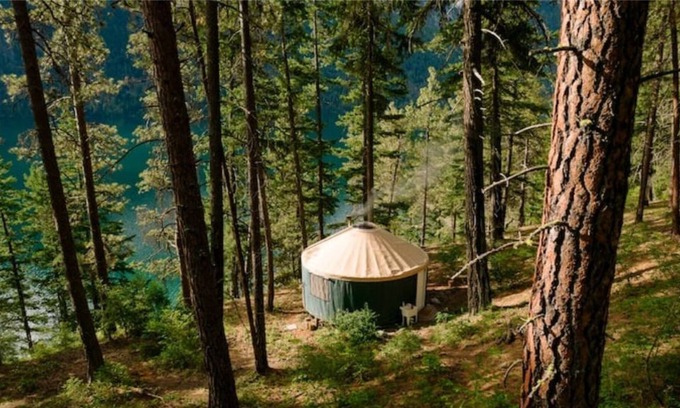 Seton Portage Apartment | Lake Glamping with Private Beach
