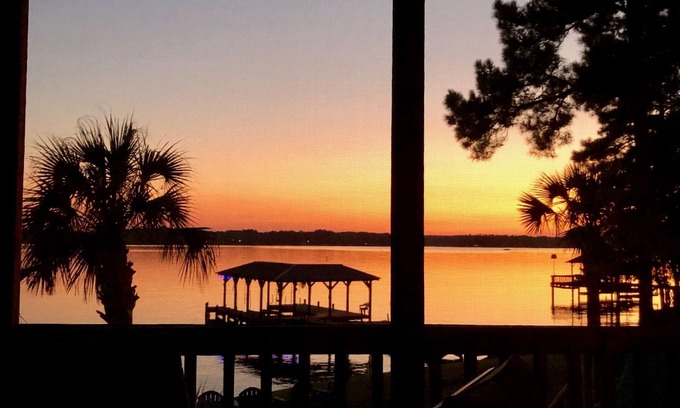 Chappells House | Lake Greenwood, Big Water and Sunset Views