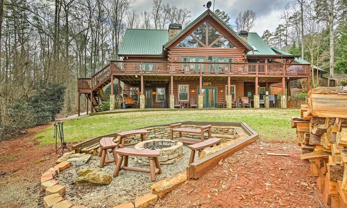 Martin House | Lake Hartwell Lodge w/Dock, Theater + Hot Tub!