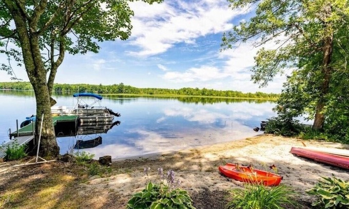 Gardiner House | Lake House/Camp Quiet on Lake Pleasant- Hot Tub, Fire Pit, Direct Water Access