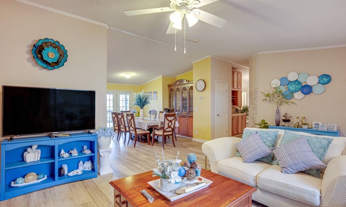 Oakhurst House | Lake Livingston Home w/Dock & Deck!
