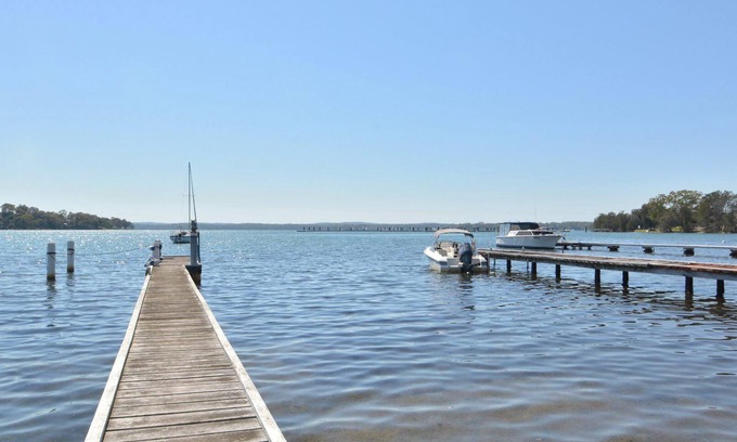 Morisset Park House | Lake Macquaries' Edgewater Escape at Morisset Memories