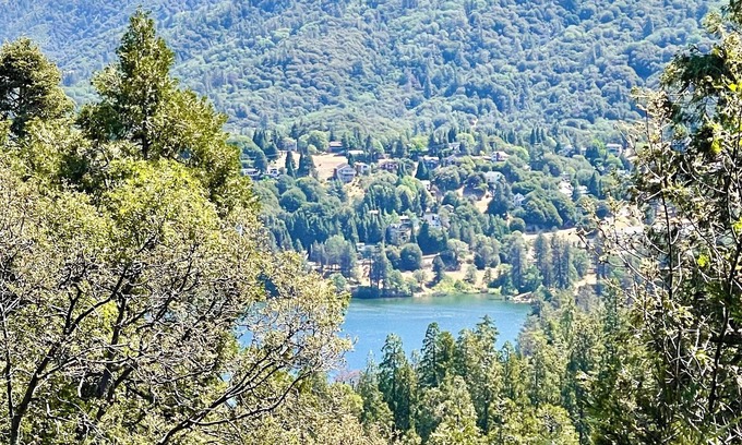 Crestline Cabin | Lake, Mountain and Forest View Cabin in Crestline