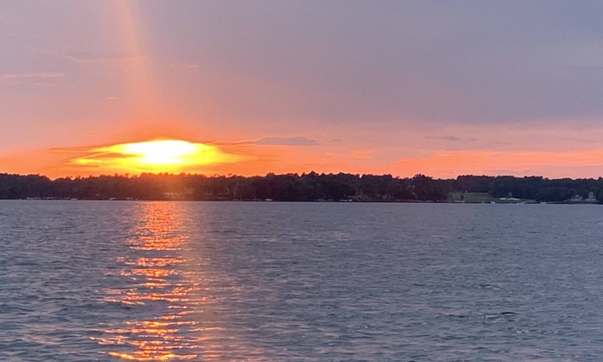 Mount Mourne House | Lake Norman Waterfront Condo in Davidson North Carolina Sleeps up to 6 people!