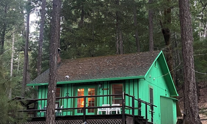Potter Valley Cabin | Lake Pillsbury/Hull Mt.CabinStudio w/Kitchenette