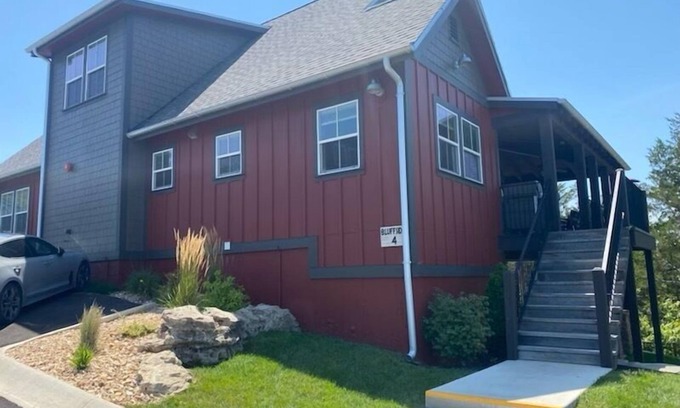 Kimberling City Cabin | Lake Retreat, Lake Views & a Relaxing Hot Tub