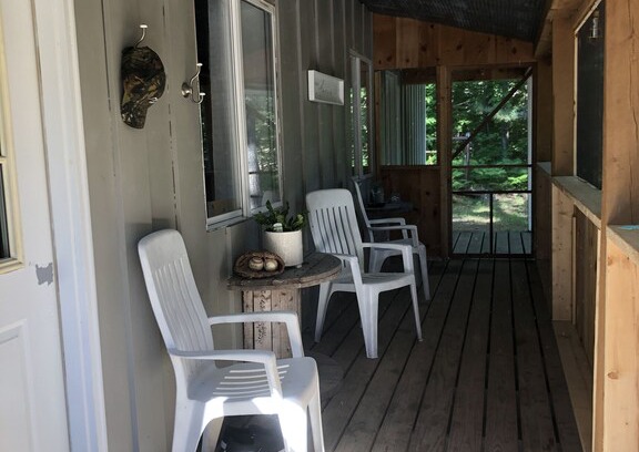 Wetmore House | Lake Tahoe Resort U. P. (Grey Wolf)
