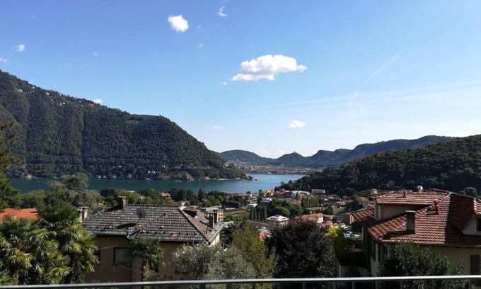 Cernobbio Apartment | Lake View, apartment with lake view