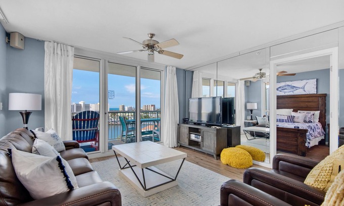 Destin Condo | 🌊Lake Views~Balcony~Heart of Destin~New Floors~3BR Pelican Beach Terrace 807🌅