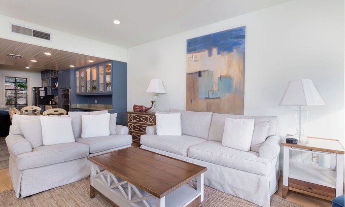 Sandestin House | Lake Views ~ Private Patio ~ 6-Seat Golf Cart ~ Community Pool