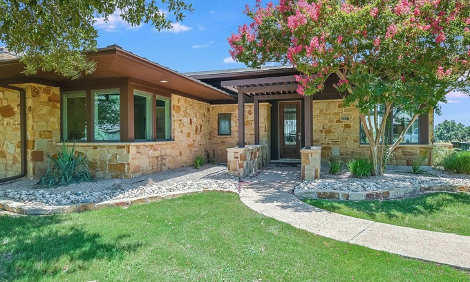 Lakecliff On Lake Travis Cottage | Lakecliff Cottage - Lake Travis - Spicewood