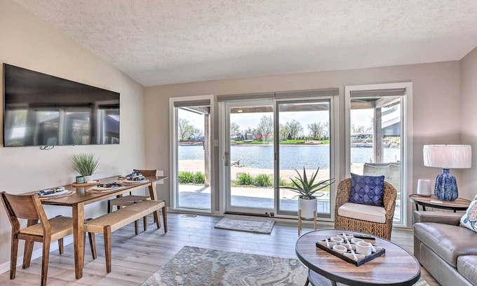 LaPlatte I Cabin | Lakefront Bellevue Home: Private Beach & Fire Pit!