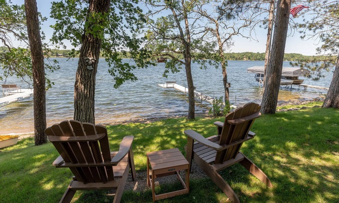 Crosslake House | LAKEFRONT Cabin*Sandy swim beach*Crystal clear water