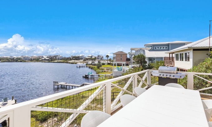 Seagrove Beach House | Lakefront + Cart – Summer 20% Off