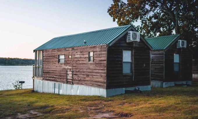 Mead House | Lakefront Cedar Cabin - 7