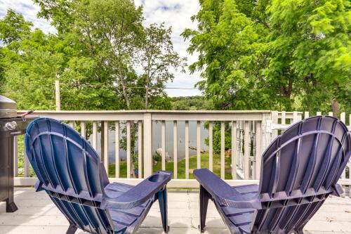 Forest Grove House | Lakefront Cottage 2 Mi to Palladium in Worcester!