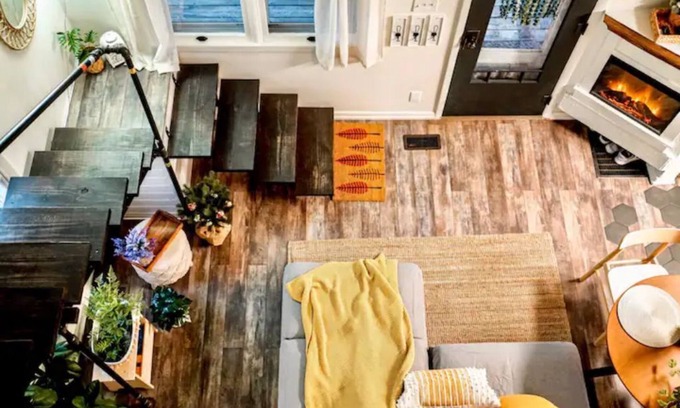 Cartersburg House | Lakefront *cozy & peaceful *dock & swings