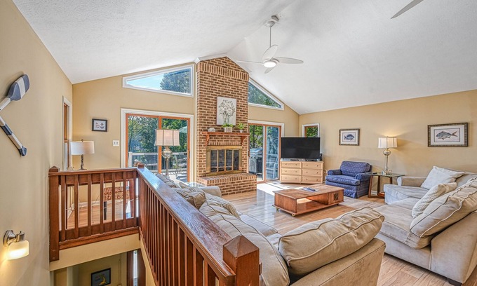 Bumpass House | Lakefront family home in gated community with swimming area & dock - dogs OK