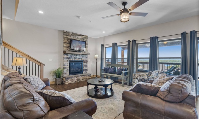Table Rock Cabin | Lakefront Haven, an Amazing 9 Bedroom Vacation Home Where the Fun Never Ends!