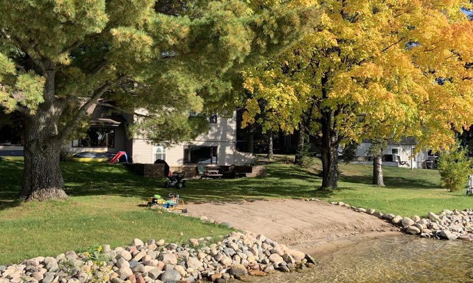 Baxter House | Lakefront Home in Brainerd Lakes Area - Family Friendly