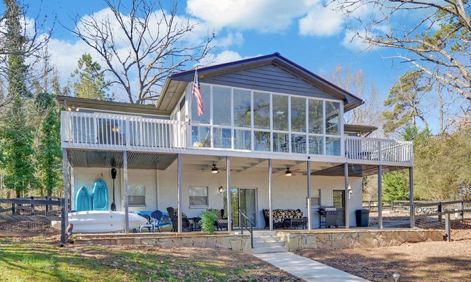 Reed Creek House | Lakefront Home w private dock