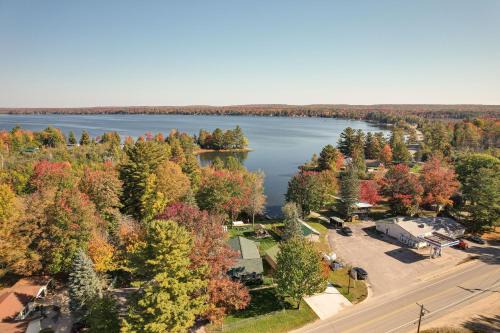 Kalkaska House | Lakefront Kalkaska Cottage with Fire Pit!