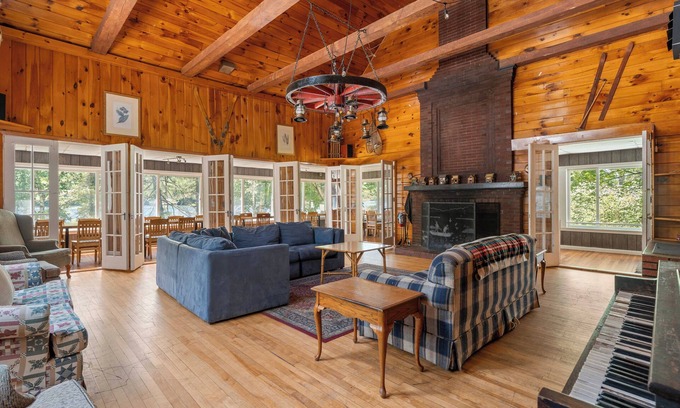 Bryant Pond House | Lakefront, Near Sunday River, Steam Rm, Firepit, HUGE Kitchen, LG Fireplace