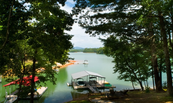 Blairsville House | LAKEFRONT, PONTOON BOAT, HOT TUB, FIREPIT, Fireplace . Wide lake Mountain View