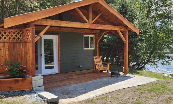 Youbou Cottage | Lakefront Retreat on Lake Cowichan located in sunny Youbou BC