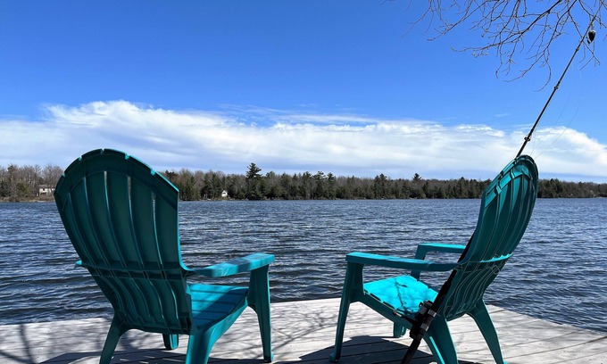 Pocono Summit Ski Chalet | LAKEFRONT Stillwater Lakes Chalet- Hot Tub, Gameroom, Firepit, Kayaks, Dock, BBQ