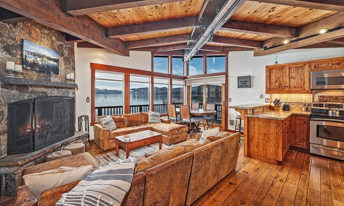 Dollar Point Condo | Lakefront Tahoe Condo with 180º Views | Sunny Deck | HOA Pool, Tennis Courts, 300' Pier