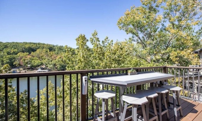 Osage Beach House | Lakefront Unique Villa/Views 3 Bed 2.5 Bath