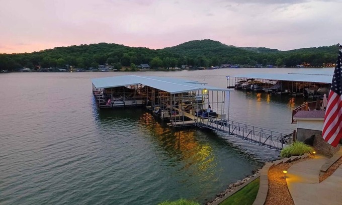 Camdenton Apartment | Lakefront with boat slip 2 bedroom 2 bath Condo located Lake of the Ozarks