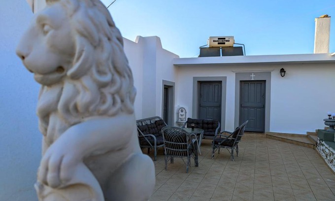 Karpathos House | Lakena Traditional House