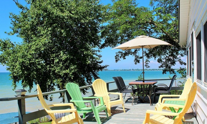 Lowbanks Cottage | Lakeshore Breezes - Traditional, Timeless, Waterfront Wonder