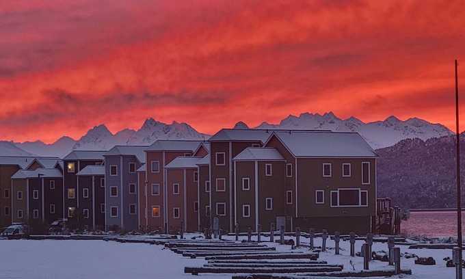 Homer Condo | Lakeshore Lodges