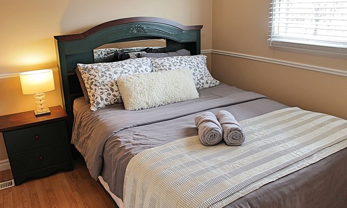 Timberlea House | Lakeside 2Br/1Ba 2 levels Apt Prvt Bath/Kitchen/Entrance 10 min to Halifax