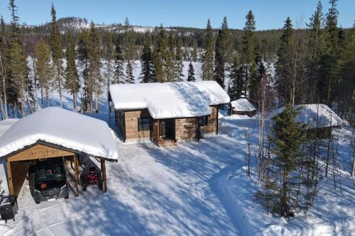 Kuusamo Ski Chalet | Lakeside cabin Villa Vaami