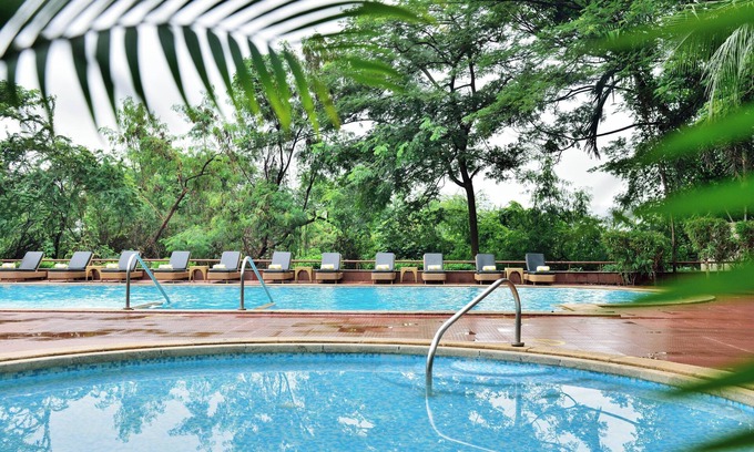 Powai Hotel | Lakeside Chalet - Mumbai, Marriott Executive Apartments