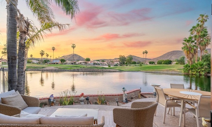 Arrowhead Ranch House | Lakeside home with private patio| Grill | Golf views & Pool Table