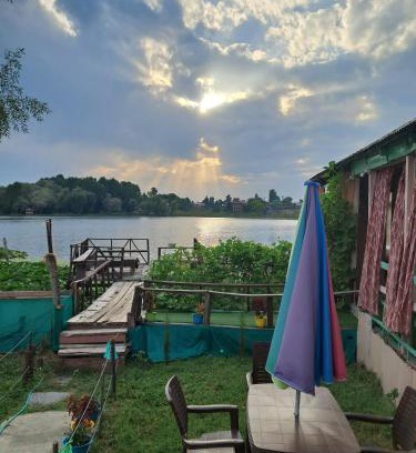 Sudarbal House | LakeSide Homestay Srinagar