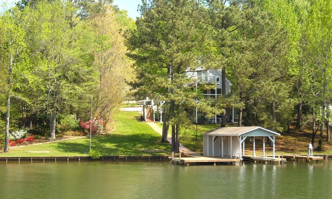 Quail Ridge House | Lakeside Leisure at Lake Gaston (2 night minimum visit)