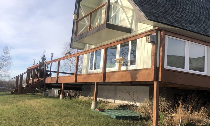 Wasilla House | Lakeside Retreat with fantastic views