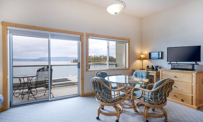 Polson Condo | Lakeside Studio Retreat!