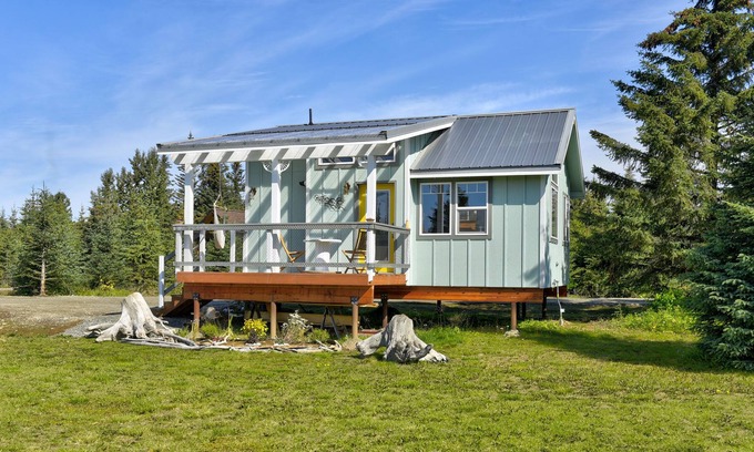 Anchor Point House | Lakeview Cottage-Fireweed Meadow Vacation Rental