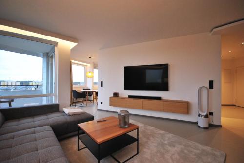 Wolfsburg Apartment | Lakeview Design Apartment