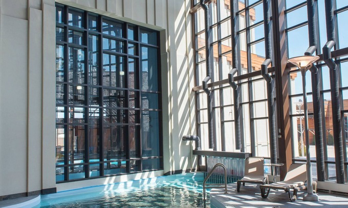Hecla Island Hotel | Lakeview Hecla Resort